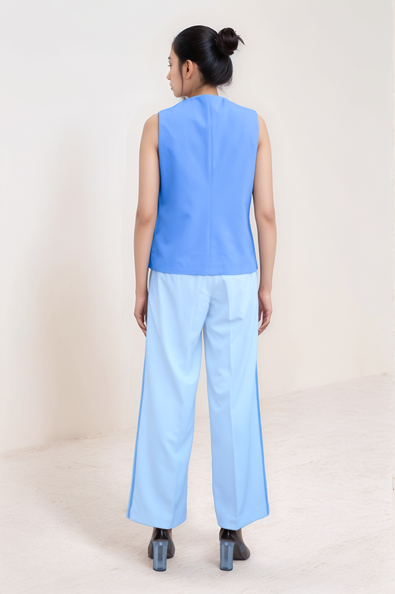 Lilac Blue Long-Overlapped Waistcoat