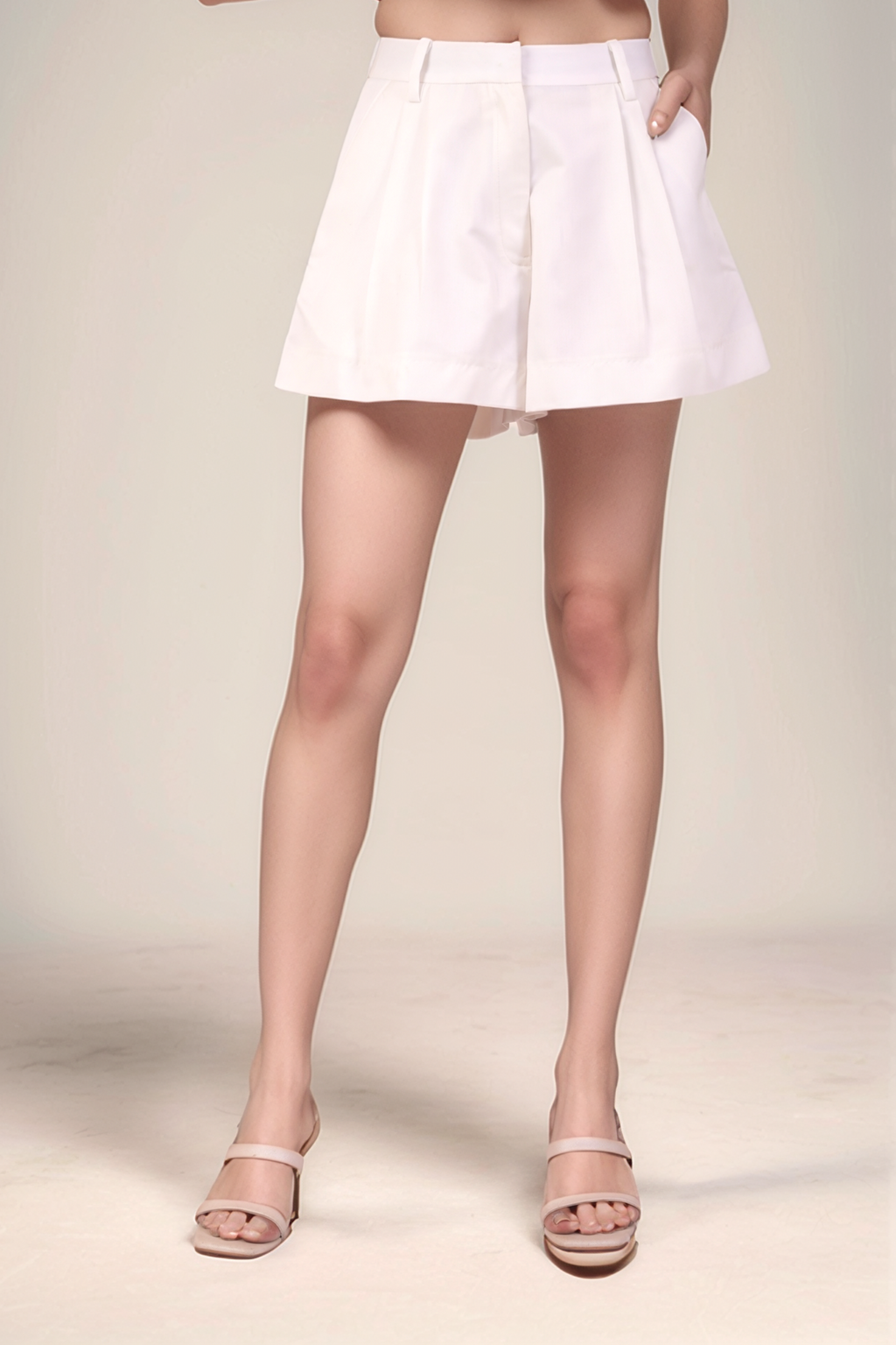 White Cotton Loose Shorts