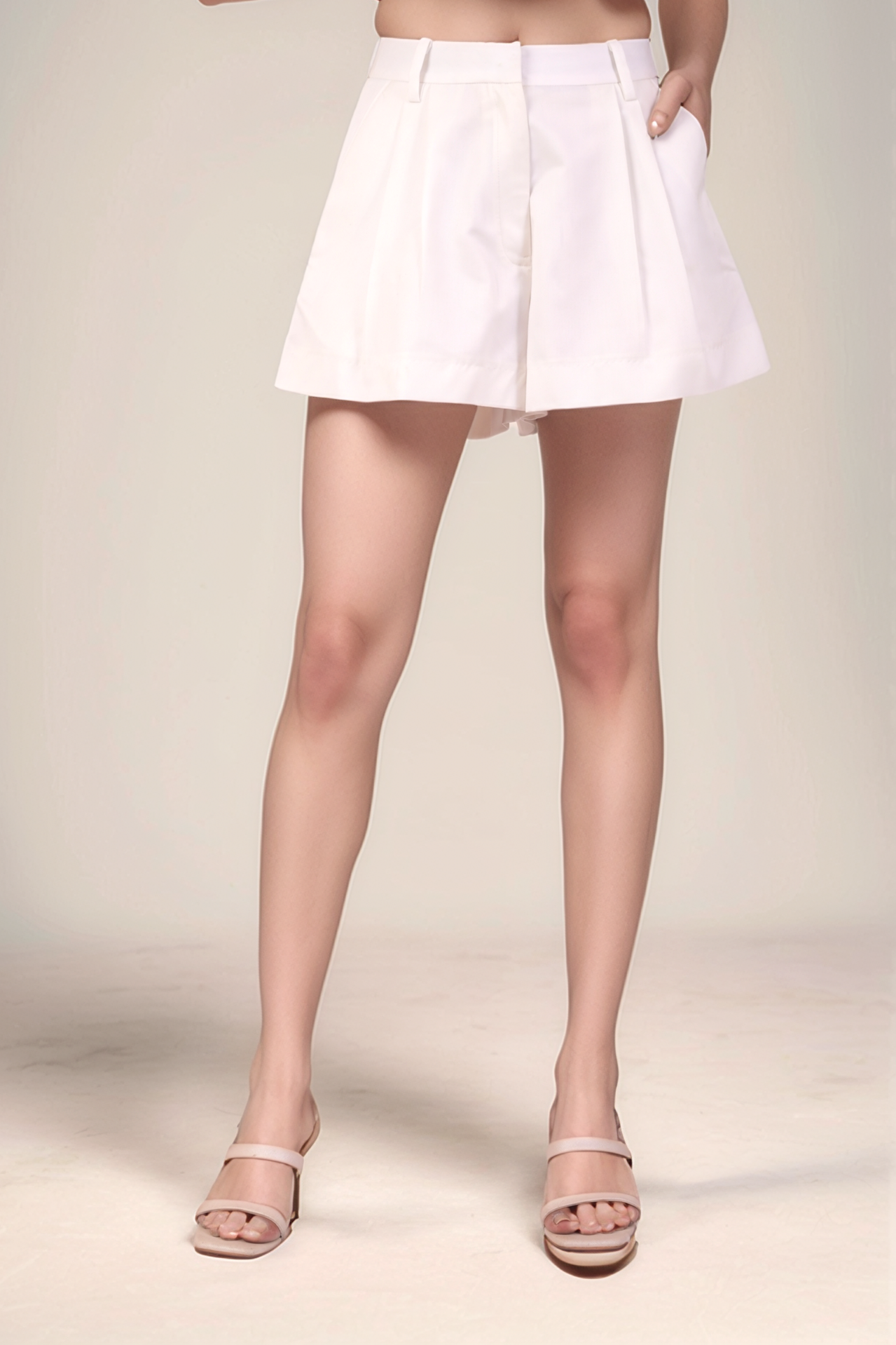 White Cotton Loose Shorts