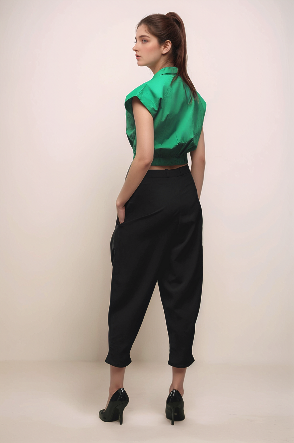 Black Cropped Baggy Pant