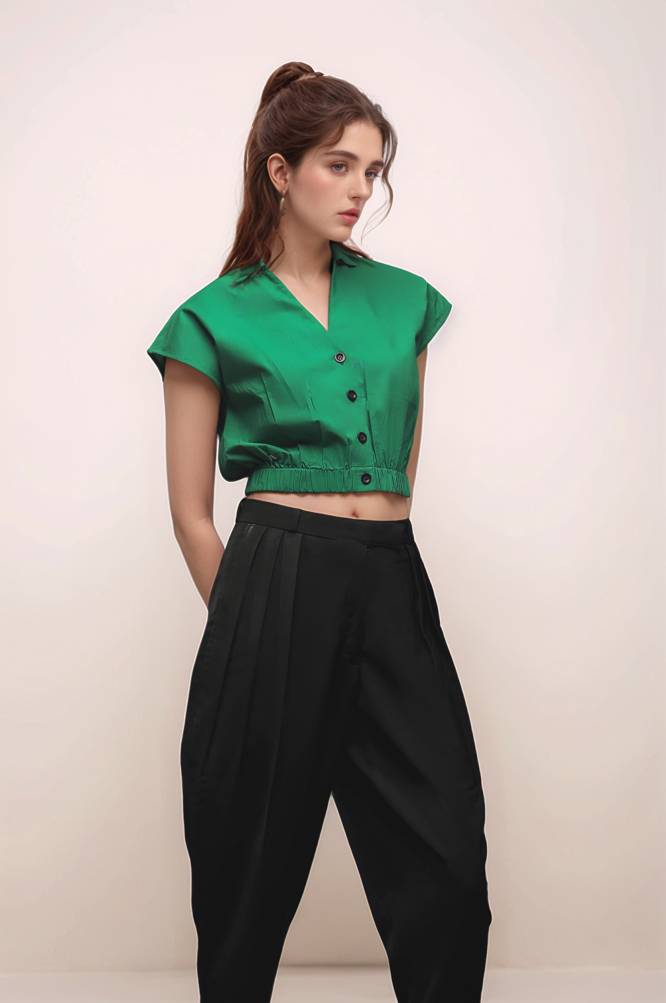 Black Cropped Baggy Pant