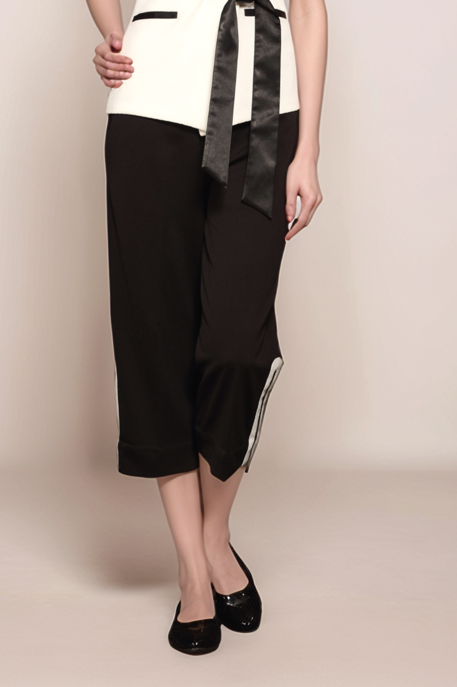 Black Cropped  Trouser